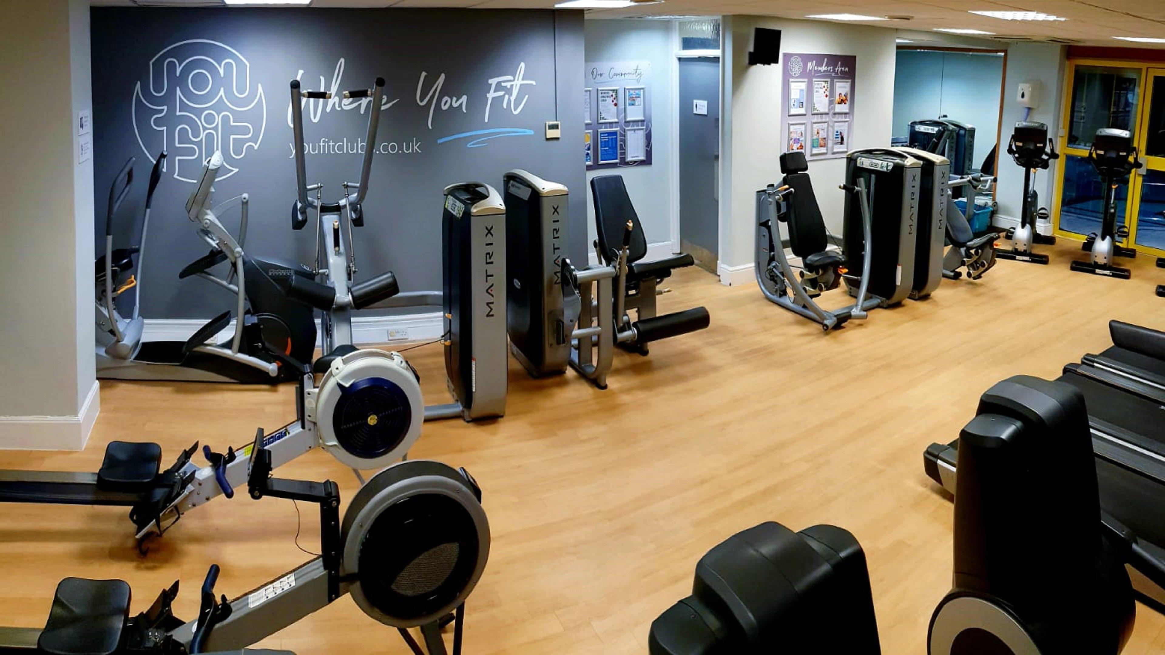 Holiday Inn Runcorn M56 Junction 12 By Ihg Екстериор снимка