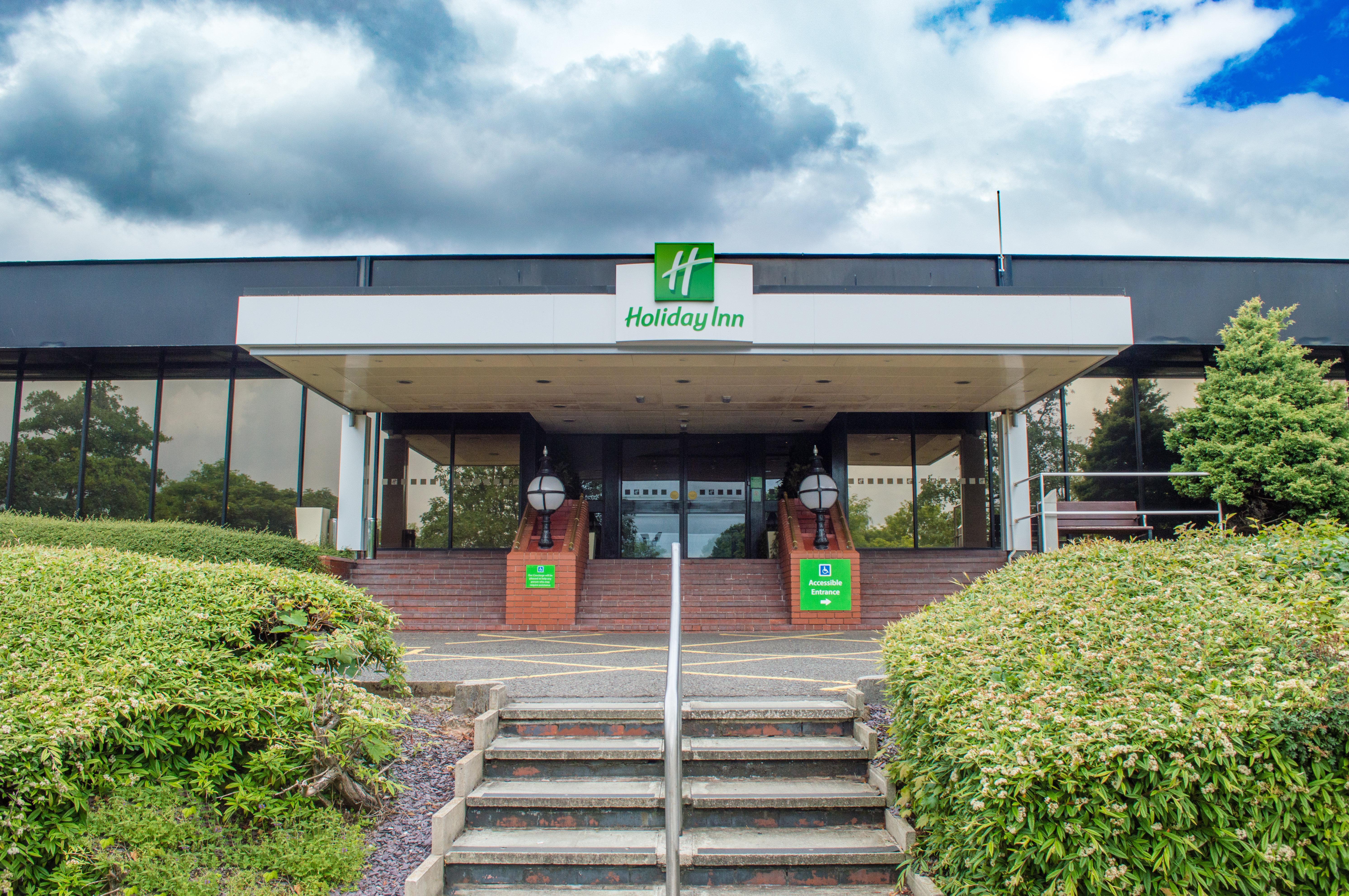 Holiday Inn Runcorn M56 Junction 12 By Ihg Екстериор снимка