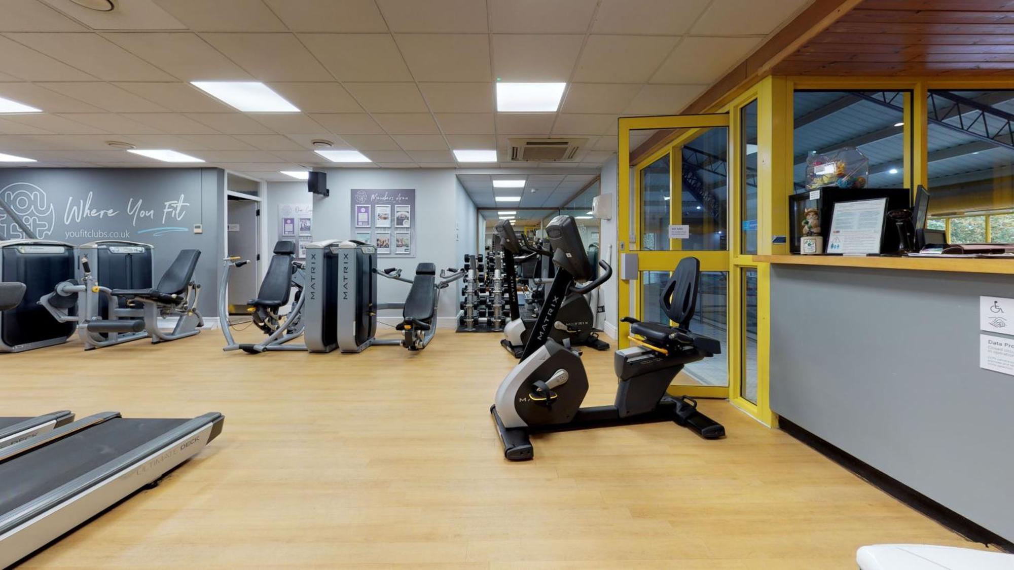 Holiday Inn Runcorn M56 Junction 12 By Ihg Екстериор снимка